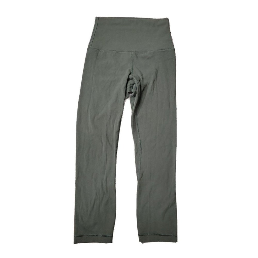 Lululemon Women's Size 2 Athletic Yoga Pants Leggings Wunder Under Luon Green